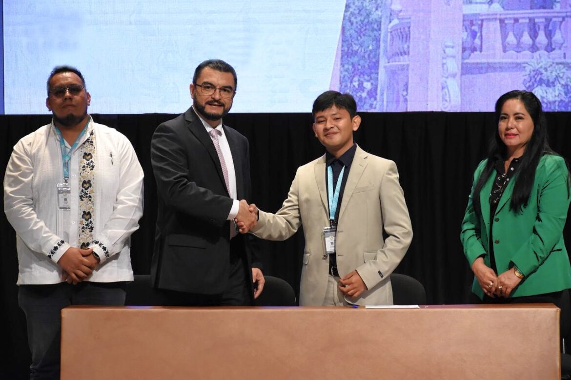 Renuevan CET y ANEE colaboración para fortalecer la formación económica en México